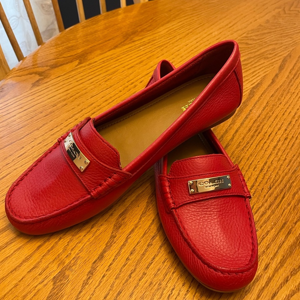 Red Coach Flats
